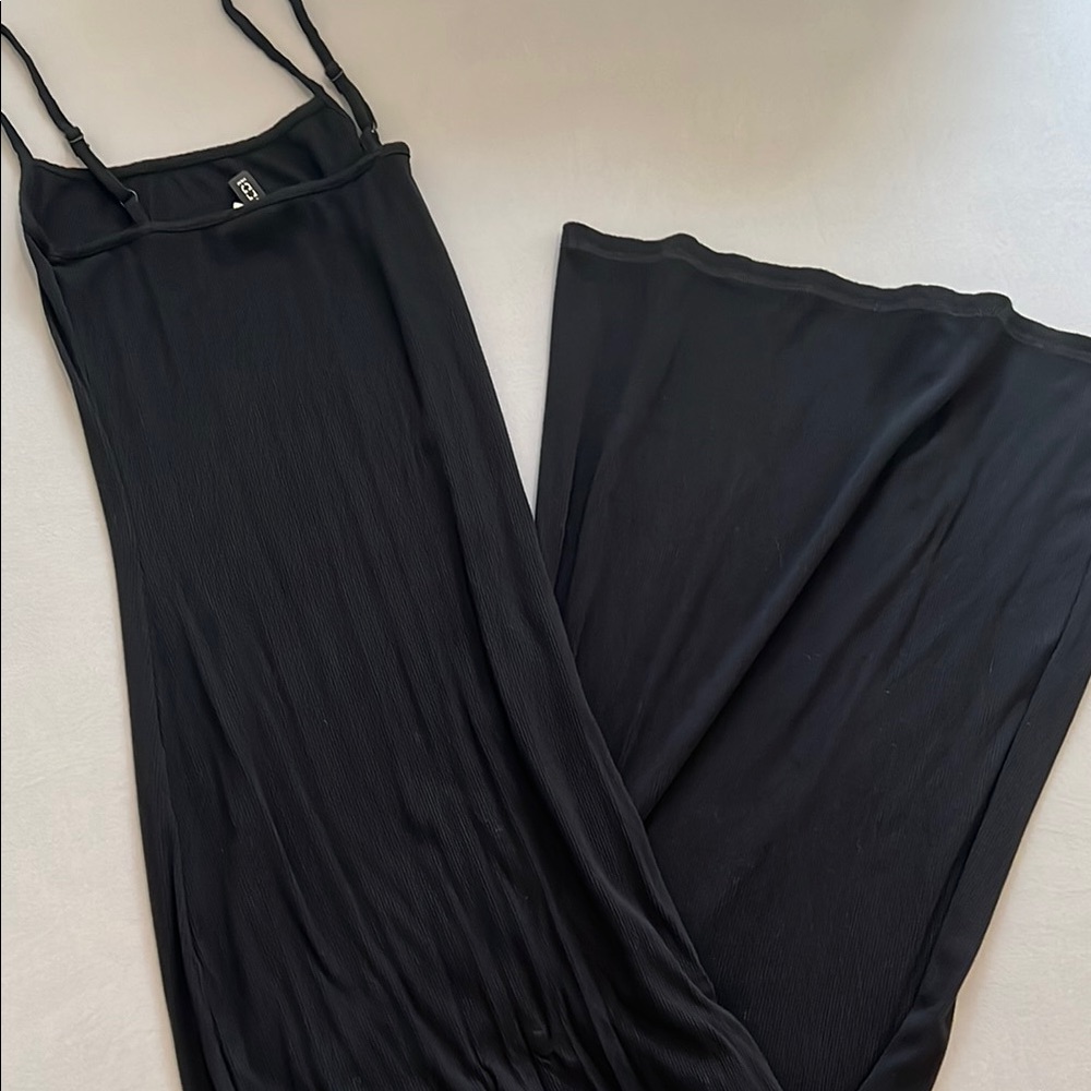 Elegant Black Maxi Dress